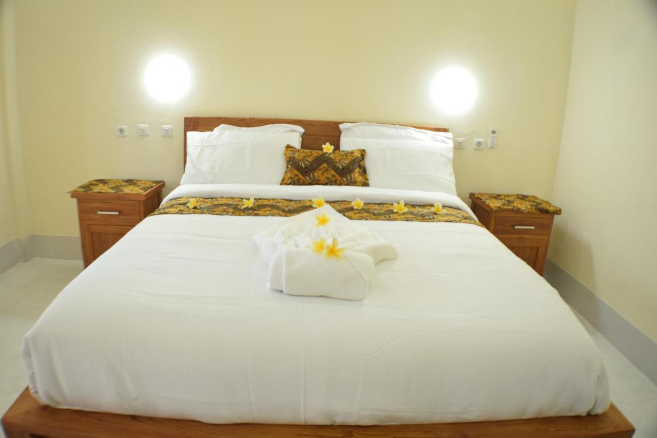 Kj Inn Homestay Senggigi Esterno foto